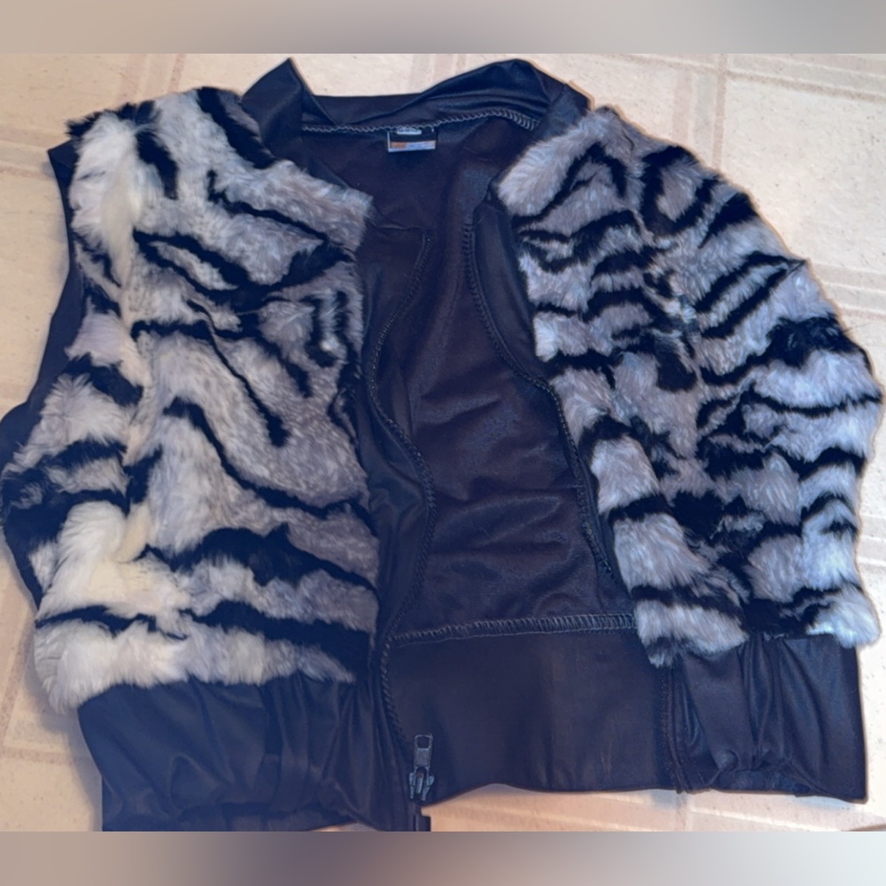 J Loves Valentine/Josey Valentine White Tiger Costume Full Set Halloween/Rave - Picture 10 of 14